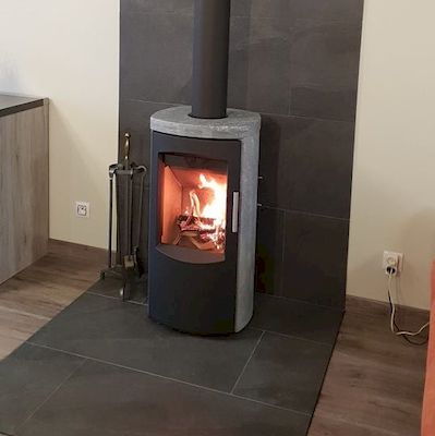 poêle à bois HETA 7B